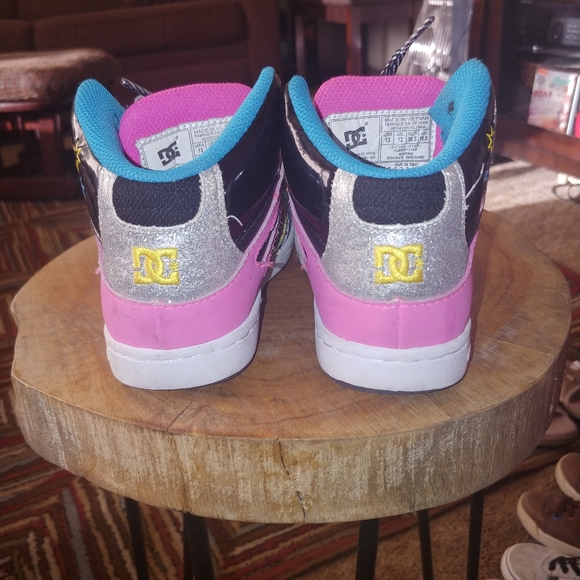 Dc shoe size 13 - Picture 3 of 6